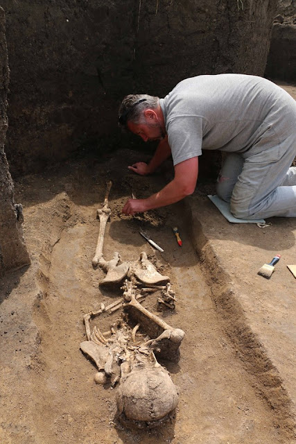 Possible ‘witch’ burial found in Ukraine Possible ‘witch’ burial found in Ukraine