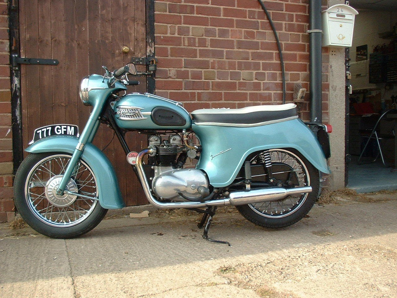 99garage Cafe Racers Customs Passion Inspiration Triumph Twenty One 3TA