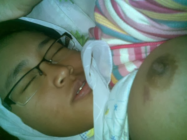 Gambar Bogel Jilbab SMA Baru Bangun Tidur Disuruh Nyepong   Melayu Boleh.Com