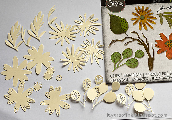 Layers of ink - Inky Blossoms Card Tutorial by Anna-Karin Evaldsson. Die cut Tim Holtz Funky Floral Large.