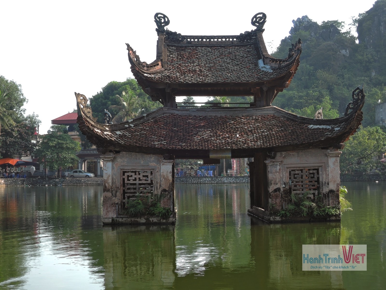 Visite de la pagode Thây à Hanoi