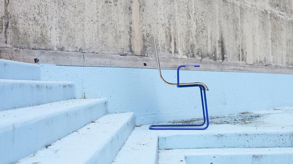 nieuws design stoel huishoud nieuws designstoel laadt smartphone op nieuws design stoel huishoud nieuws designstoel laadt smartphone op