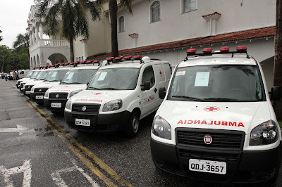 1ª Parada Natalina de Parauapebas encanta o público e pode virar