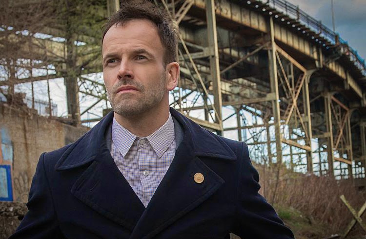 Elementary - A Controlled Descent - Season Finale Advance Preview: "A Game-Changer"