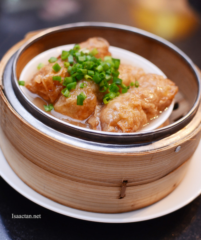 Steamed Beancurd Roll with Oyster Sauce