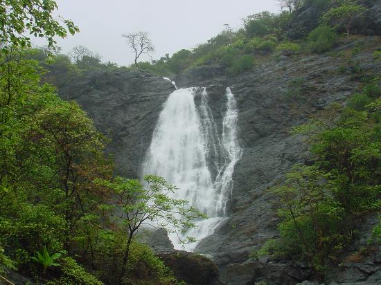 चिंचोटी धबधबा, Chinchoti Waterfall चिंचोटी धबधबा, Chinchoti Waterfall