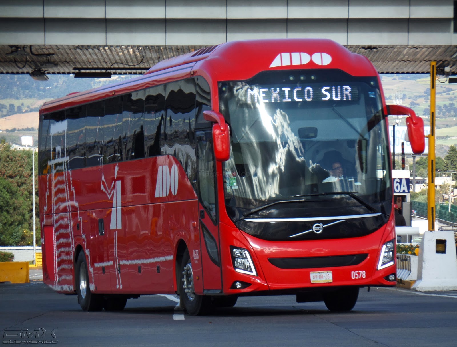 Автобус Volvo 9800dd