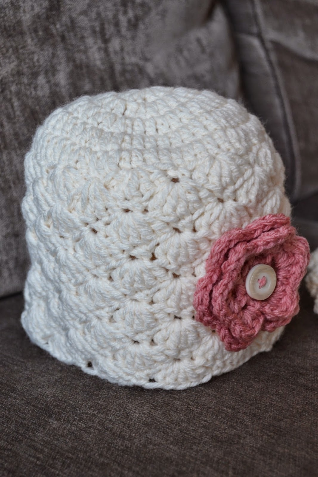 Knotty Knotty Crochet Simple shells beanie FREE PATTERN!