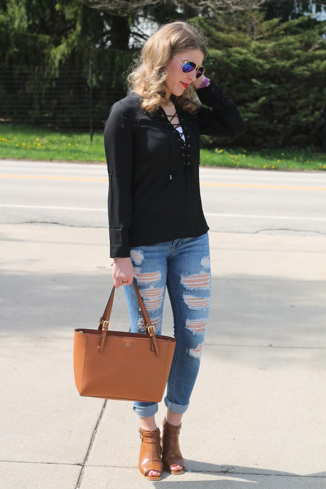 Lace Up Top & Confident Twosday Linkup - I do deClaire
