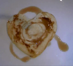 heart shaped syrup pancaker
