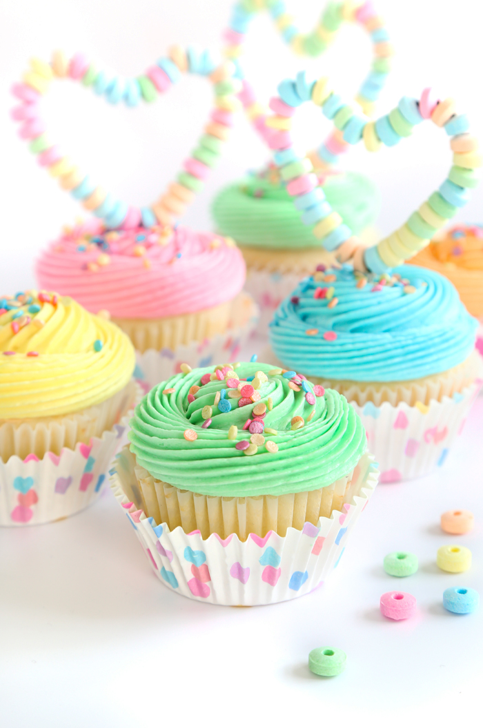 Yellow Cupcakes with Vanilla Buttercream and DIY Candy Heart Toppers