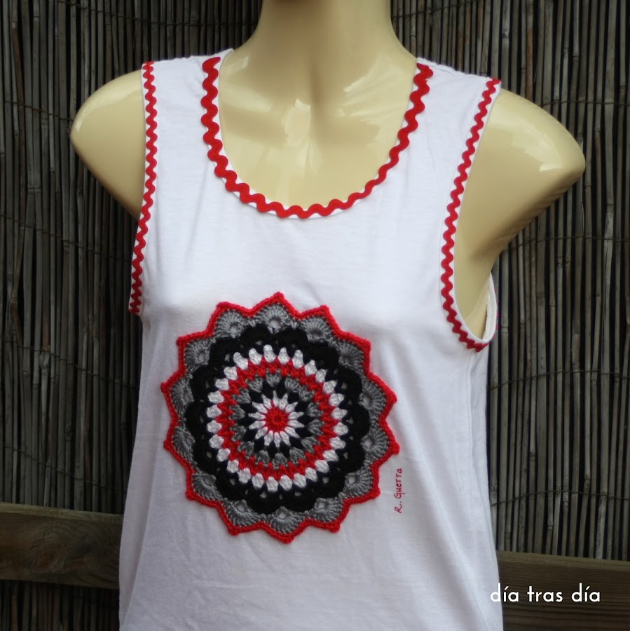 Camiseta mandala