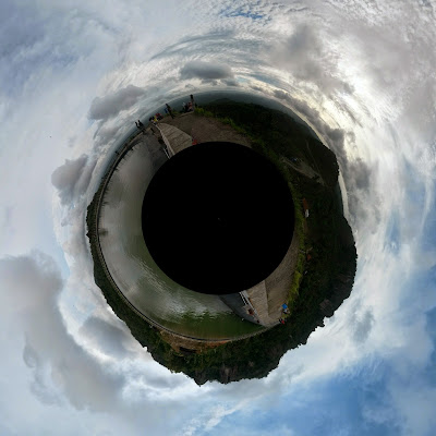 Tiny Planet dengan Photo Sphere dari Aplikasi Kamera Terbaik Buat Android Rekomendasi dari Google