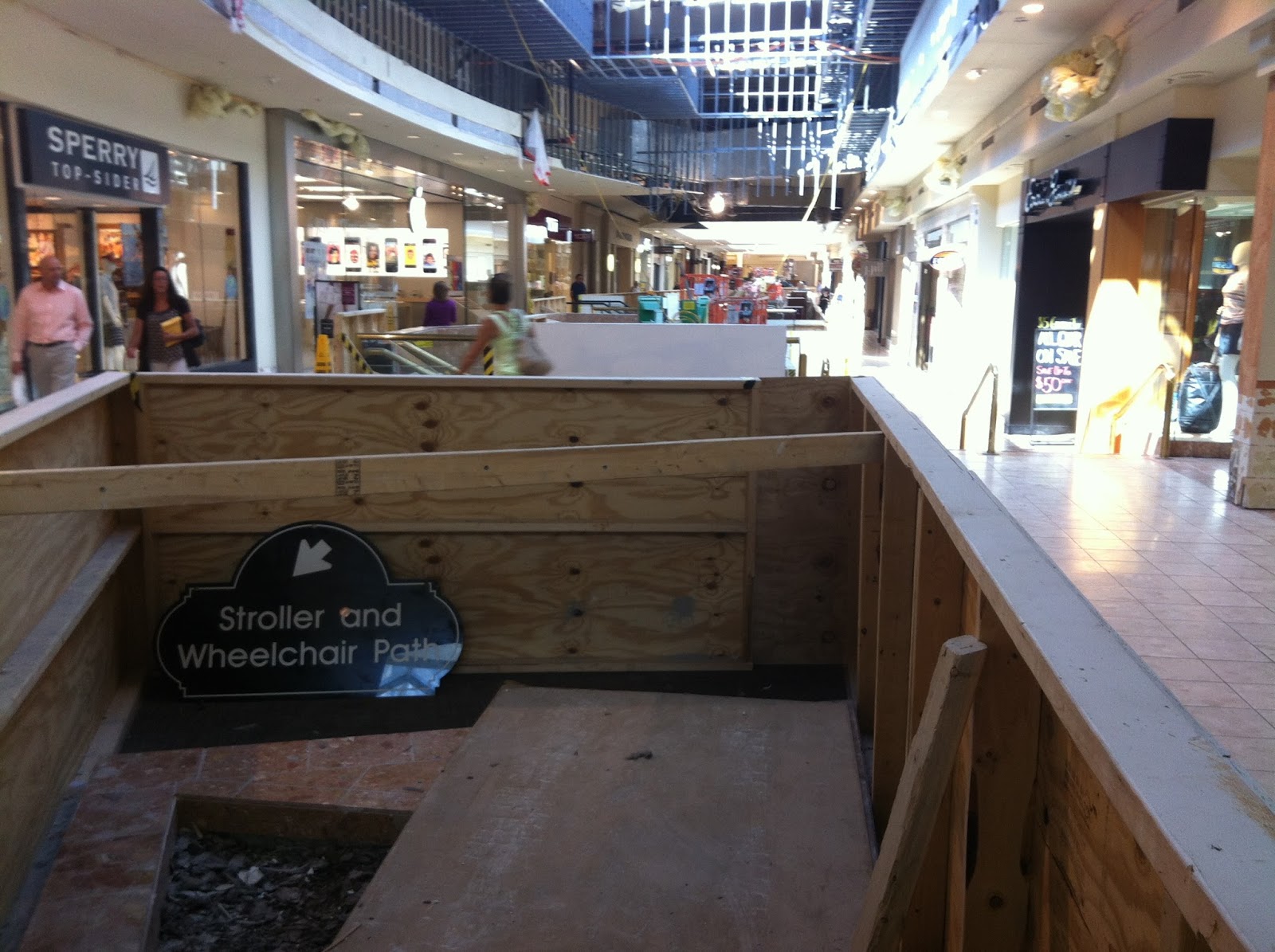 beauty of everyday life kenwood mall construction