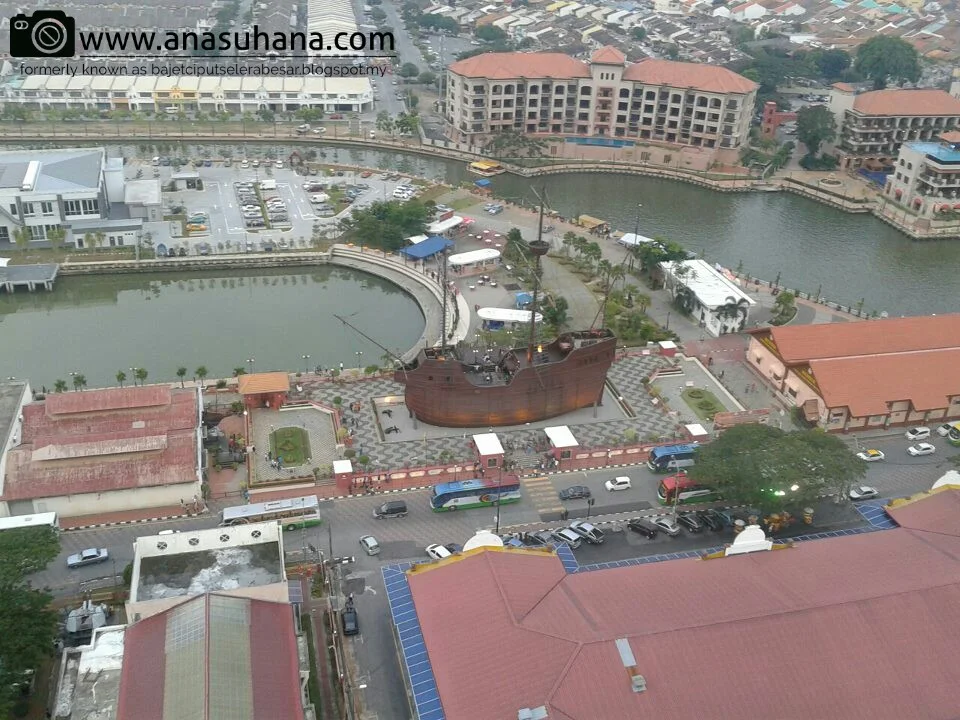 Tempat Menarik di Melaka : Jalan-jalan di Bandar Hilir - Menara Taming Sari