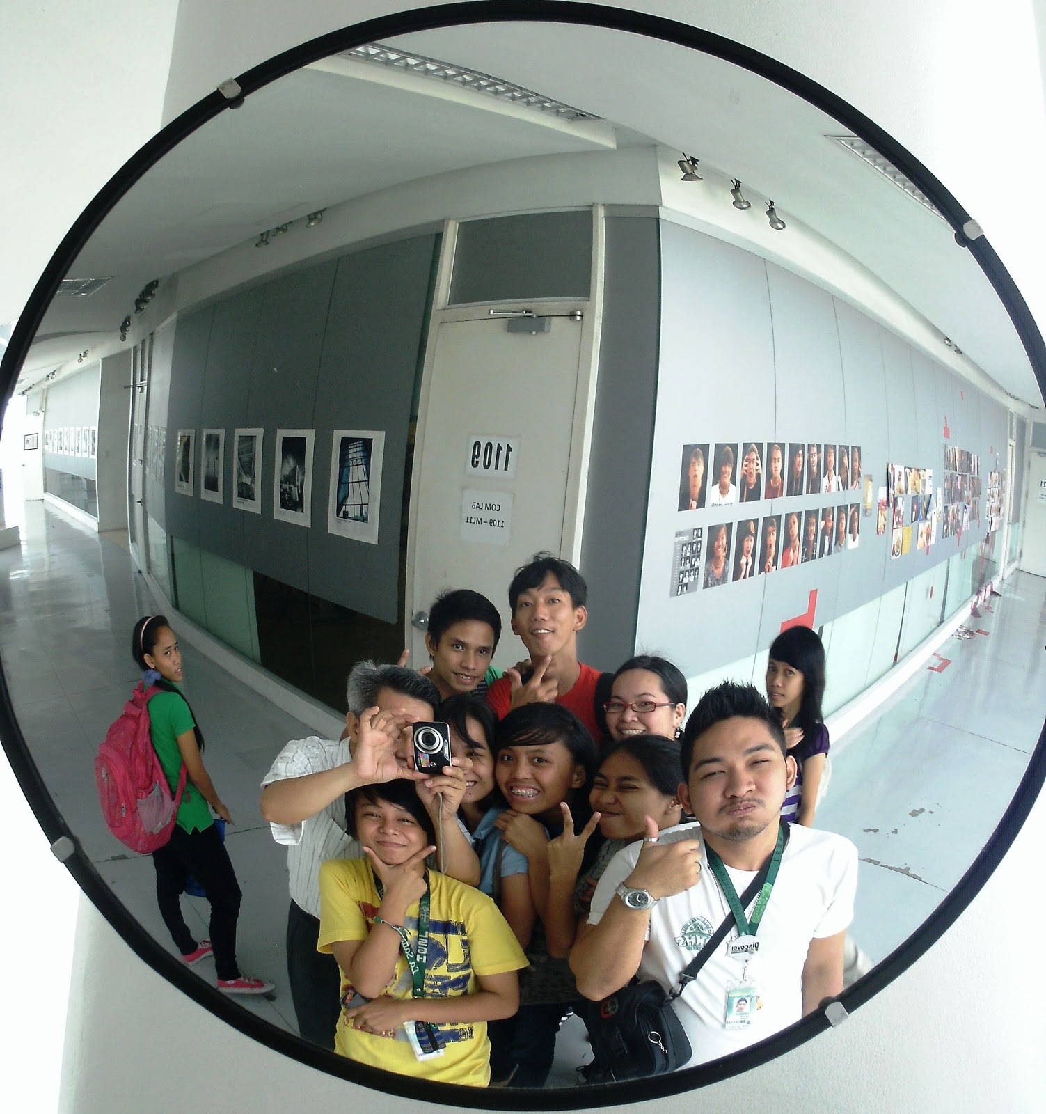 Program for Deaf Learners DLSCSB Photography Seminar Attended by Deaf