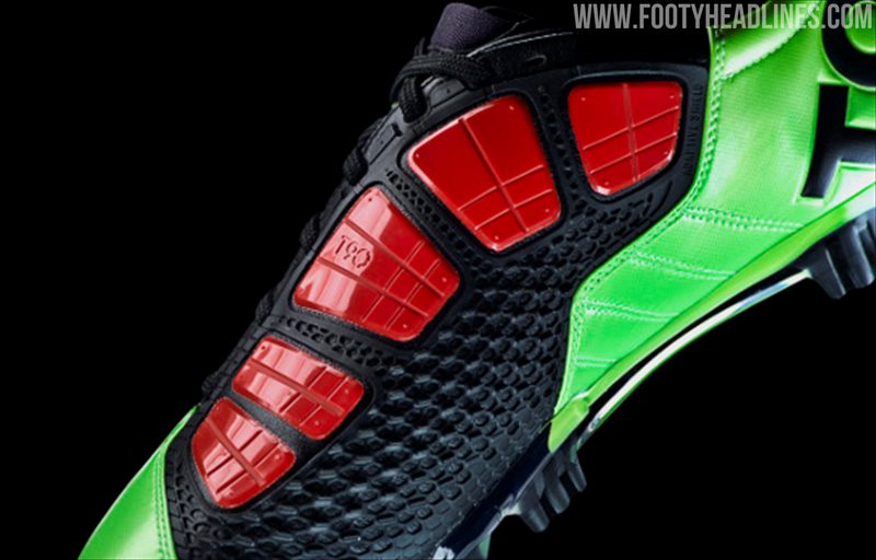 nike total 90 laser iii green