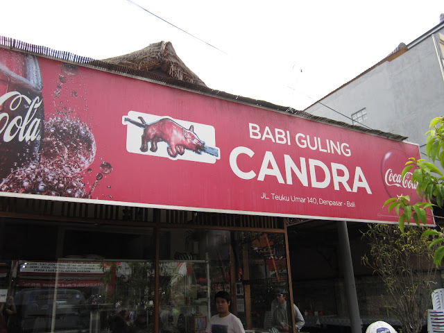 Tempat Wisata Kuliner di Bali yaitu Babi Guling Candra