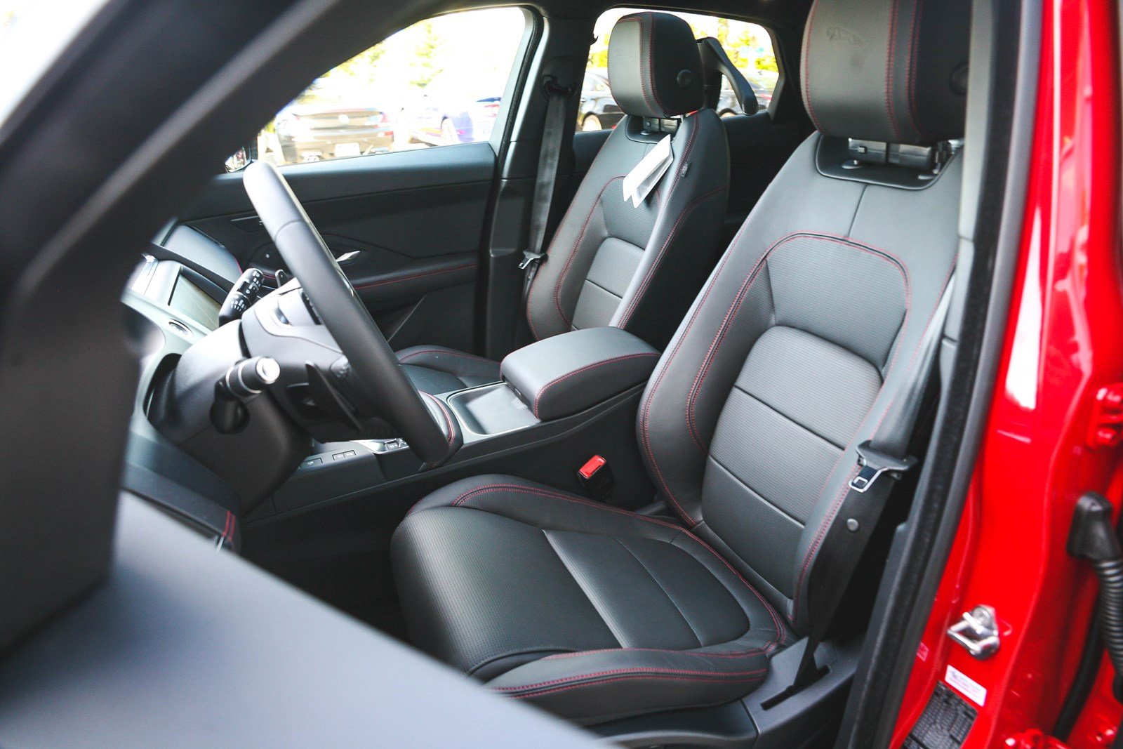 Jaguar C-Pace Gầm Cao Sẽ Là Mẫu Mới Của Hãng Xe Anh