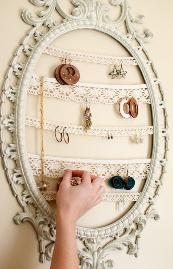 Nile Corp Blog 5 Diy Vintage Jewelry Display Ideas Try These 5 Diy Vintage Display Ideas By Nile Corp