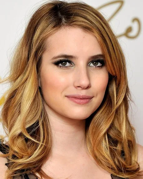 Exquisite Long Wavy Hairstyles Capture for Your Screen