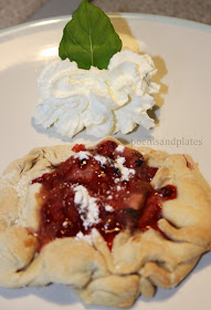 Strawberry crostata