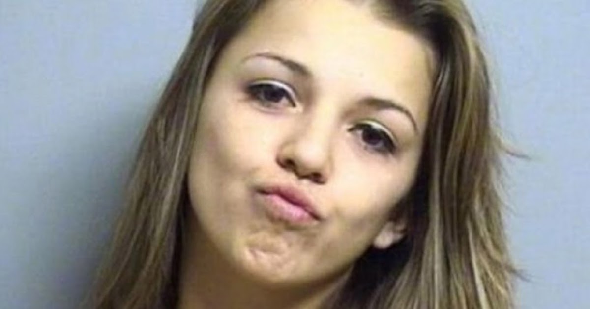 NEWS KINKY TEACHER CAUGHT MESSING AROUND WITH STUDENTS AND EVEN HOOKED