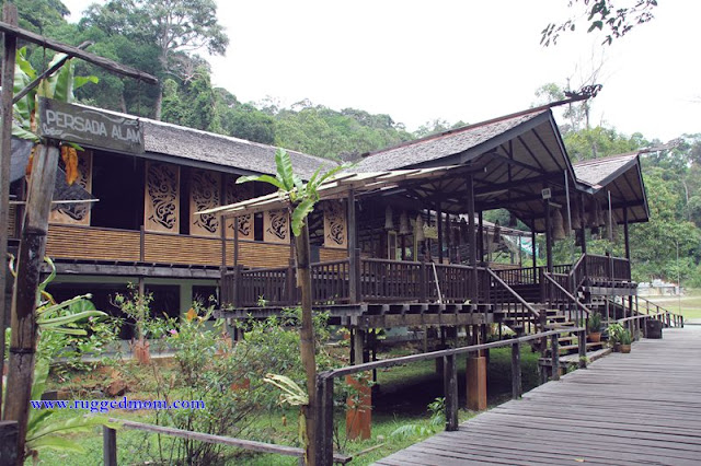 16 Tempat Menarik Di Kuching, Sarawak