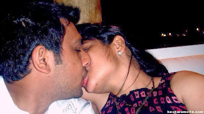 [Image: nude-Indian-bhahi-hot-kiss.jpg]