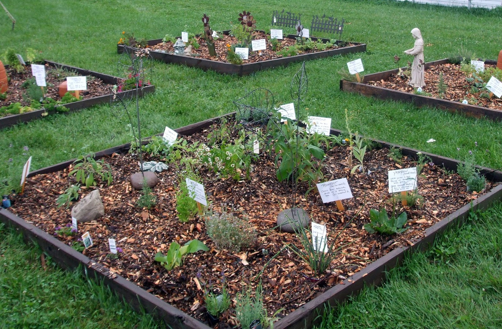 Rosemary's Sampler The Herb Garden Kutztown Folk Festival