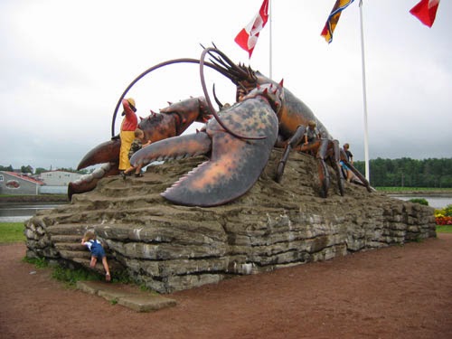 World's Largest Lobster.