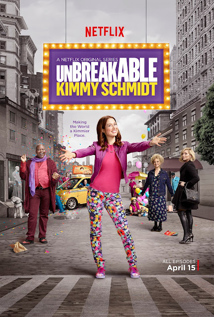Después de quince años de pertenecer a una secta, Kimmy (Ellie Kemper) decide recuperar su vida y empezar de cero en Nueva York. Tan solo con una mochila, zapatillas y un par de libros vencidos de la biblioteca, se enfrentará a un mundo que no puede creer que aún exista. Es ingenua pero resistente y nada se interpondrá en su camino. Rápidamente encuentra empleo (con Jane Krakowski), un compañero de casa (Tituss Burgess) y un nuevo comienzo.