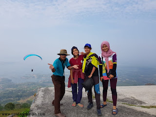 paralayang-jateng-di-puncak-joglo-wonogiri paralayang-jateng-di-puncak-joglo-wonogiri