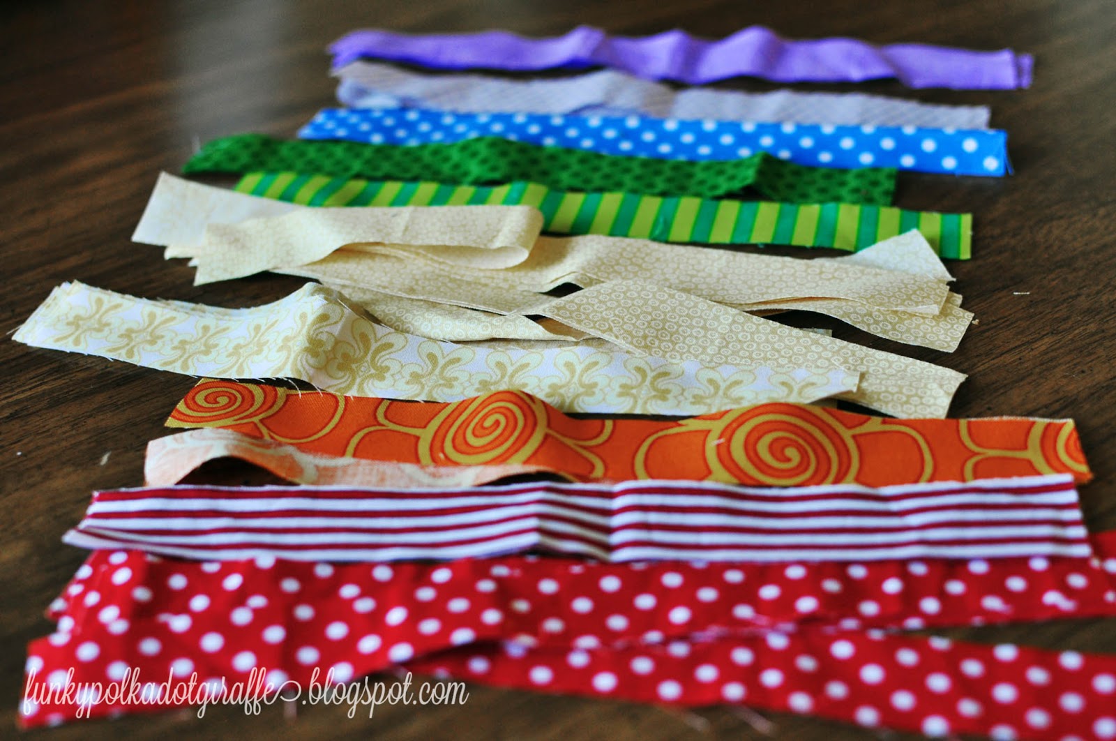 Funky Polkadot Giraffe Rainbow Fabric Strip Garland Tutorial