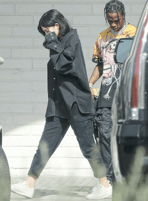 Kylie Jenner and her new man, Travis Scott spotted out again 11 Kylie Preggers2