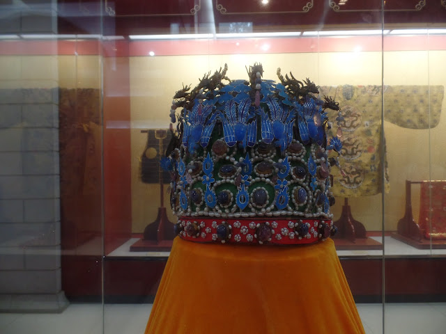 ming 13 tombs dingling empress nine dragon phoenix headdress