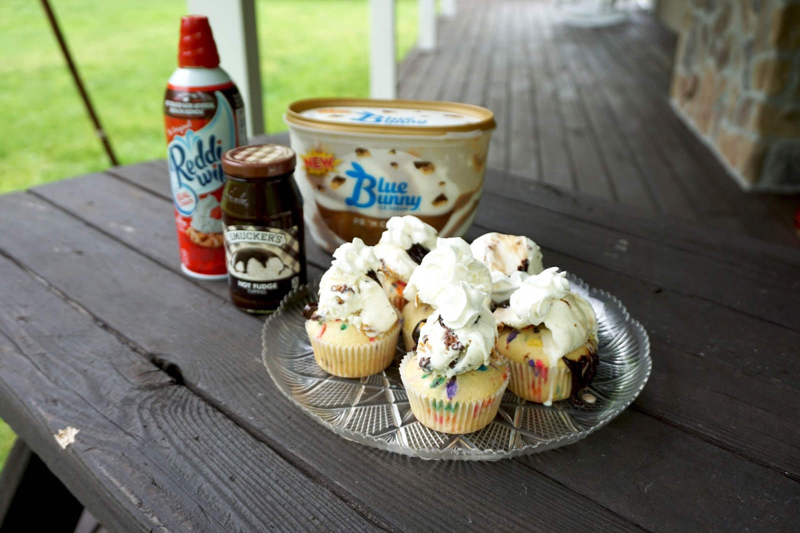 Sundae FundayCupcake Sundae Recipe Jersey Girl, Texan Heart