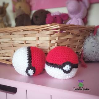 PATRON GRATIS POKEBALL | POKEMON AMIGURUMI 37273