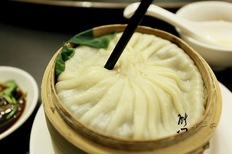 清閣水樓|灌湯包子