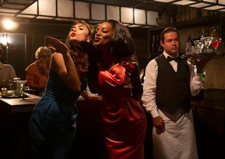 “Coisa Mais Linda”, nova série da Netflix, narra desafios femininos na década de 60 “Coisa Mais Linda”, nova série da Netflix, narra desafios femininos na década de 60