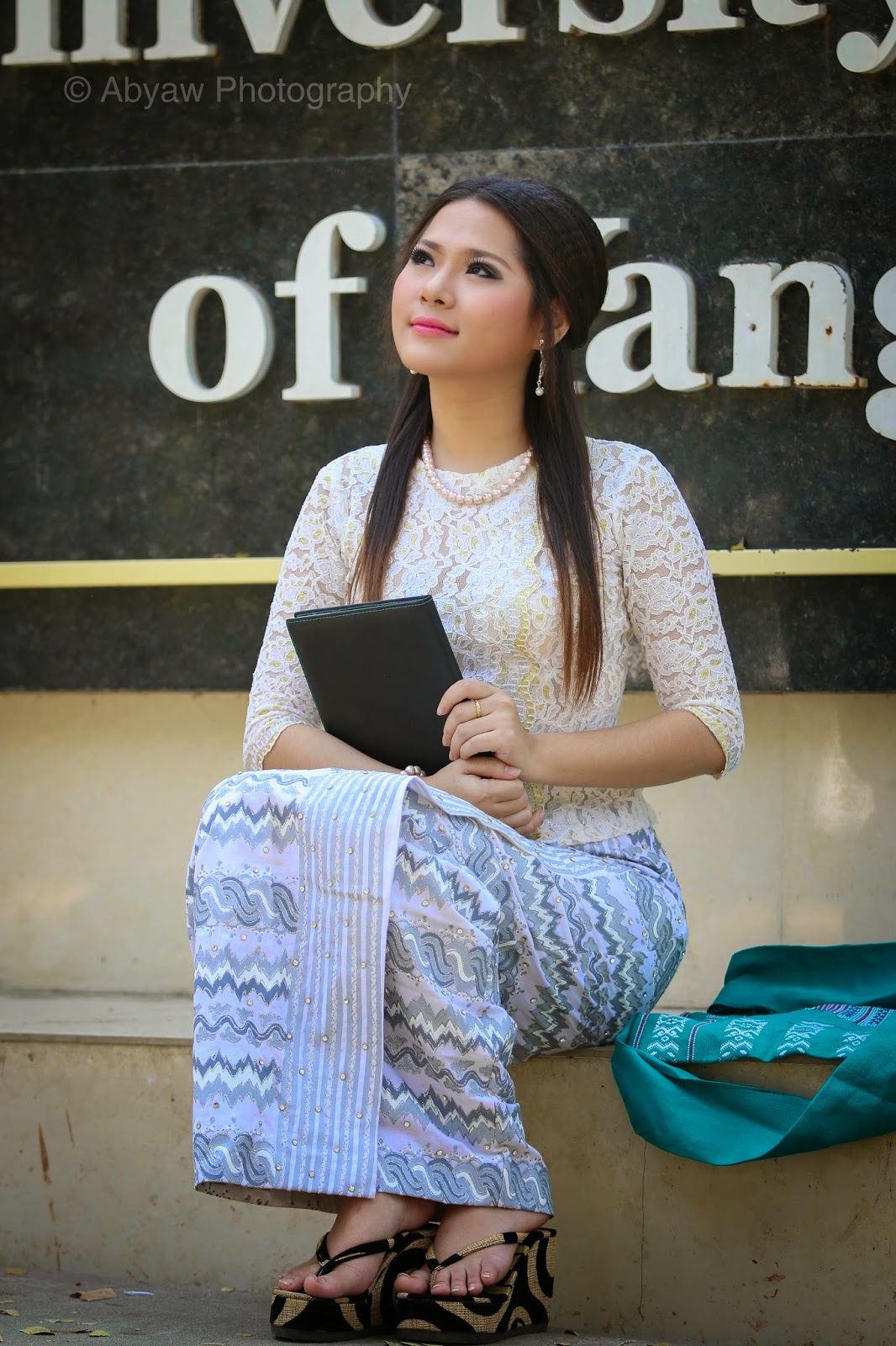 Abyaw Photography: Model Su Chit as a Yangon University student