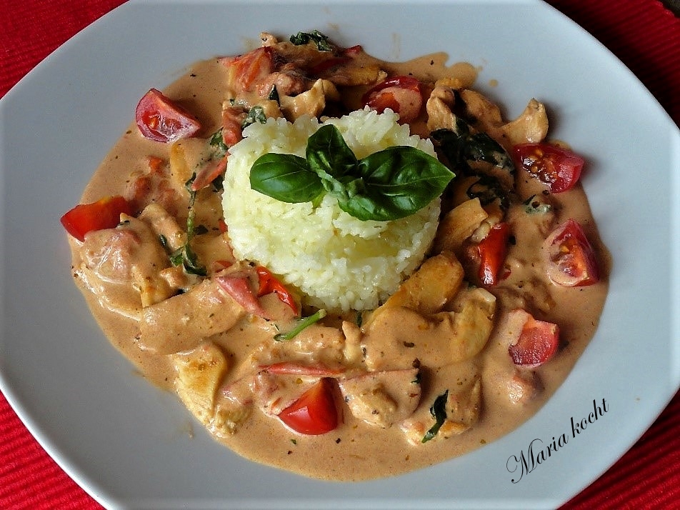 Maria kocht: Hähnchenbrustgeschnetzeltes in Tomaten-Frischkäsesoße ...