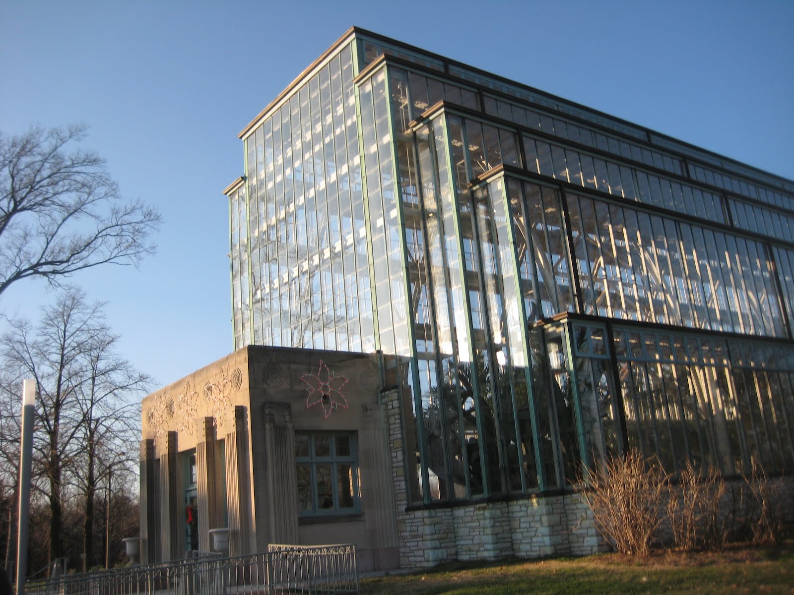 Why Architects Drink Monday Visual Inspiration The Jewel Box, St. Louis