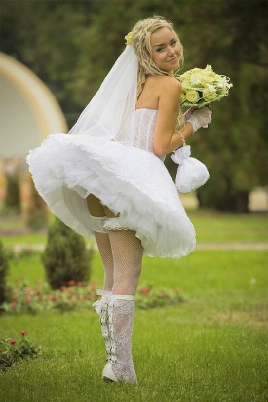 Sexy Butts of Wedding women Hollywood American Wedding Photo-shoot Sexy Butts of Wedding women Hollywood American Wedding Photo-shoot