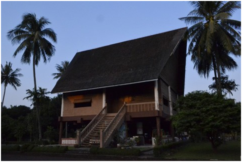 Arch Dhie 06 Rumah Tradisional Sulawesi Utara Adat Pewaris Anjungan