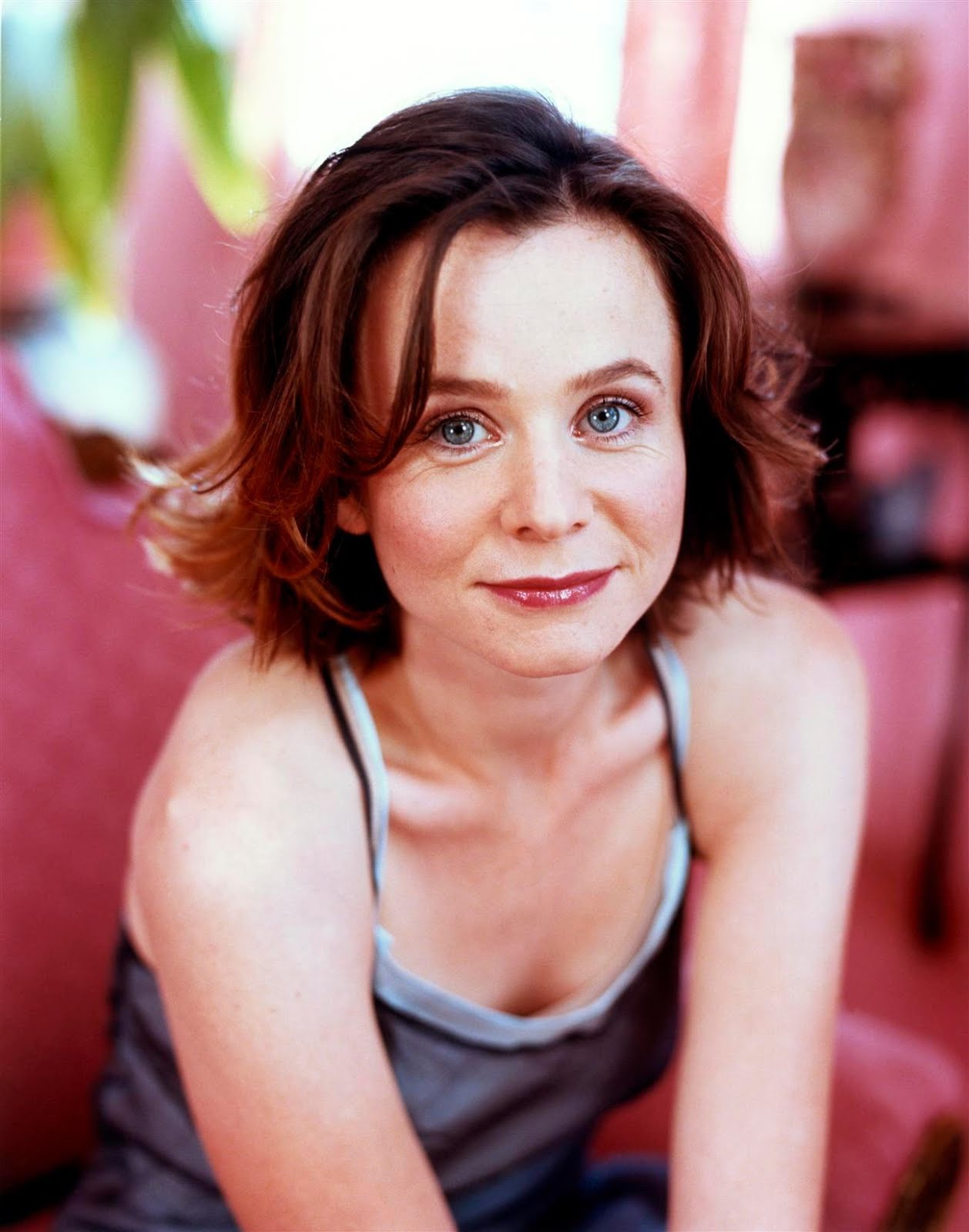 Emily Watson & Her Awards Wins - 1piicnu