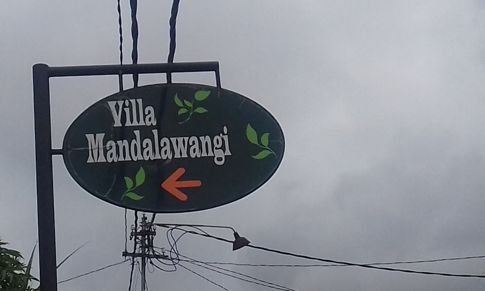 Villa Mandalawangi Pangalengan: Villa Mandalawangi Pangalengan Bandung