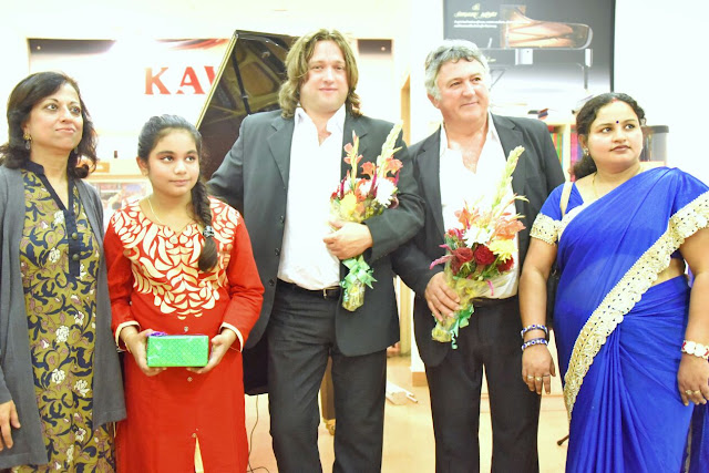 Banjamin Barria and very promising and young pianist Gauri Mishra performed in Musical Concert Banjamin Barria and very promising and young pianist Gauri Mishra performed in Musical Concert