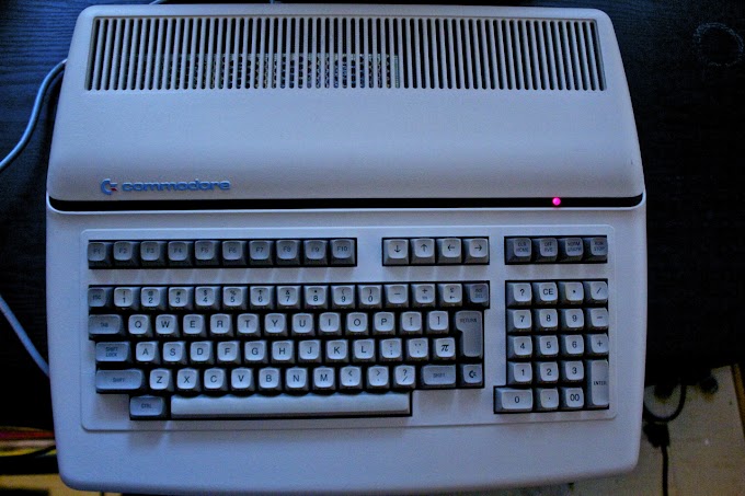 Commodore B500