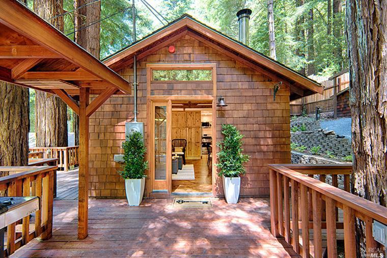 TINY HOUSE TOWN: A Stunning Tiny House in Monte Rio, California